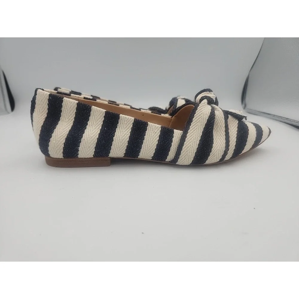 Gianni Bini Navy White Tan Striped Canvas Buckle Slip-On Flats Women's Shoes‎ 8